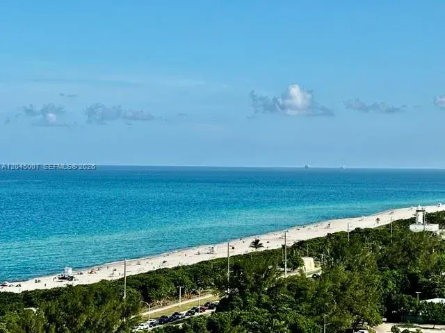 100 Bayview Dr # 2124, Sunny Isles Beach FL 33160