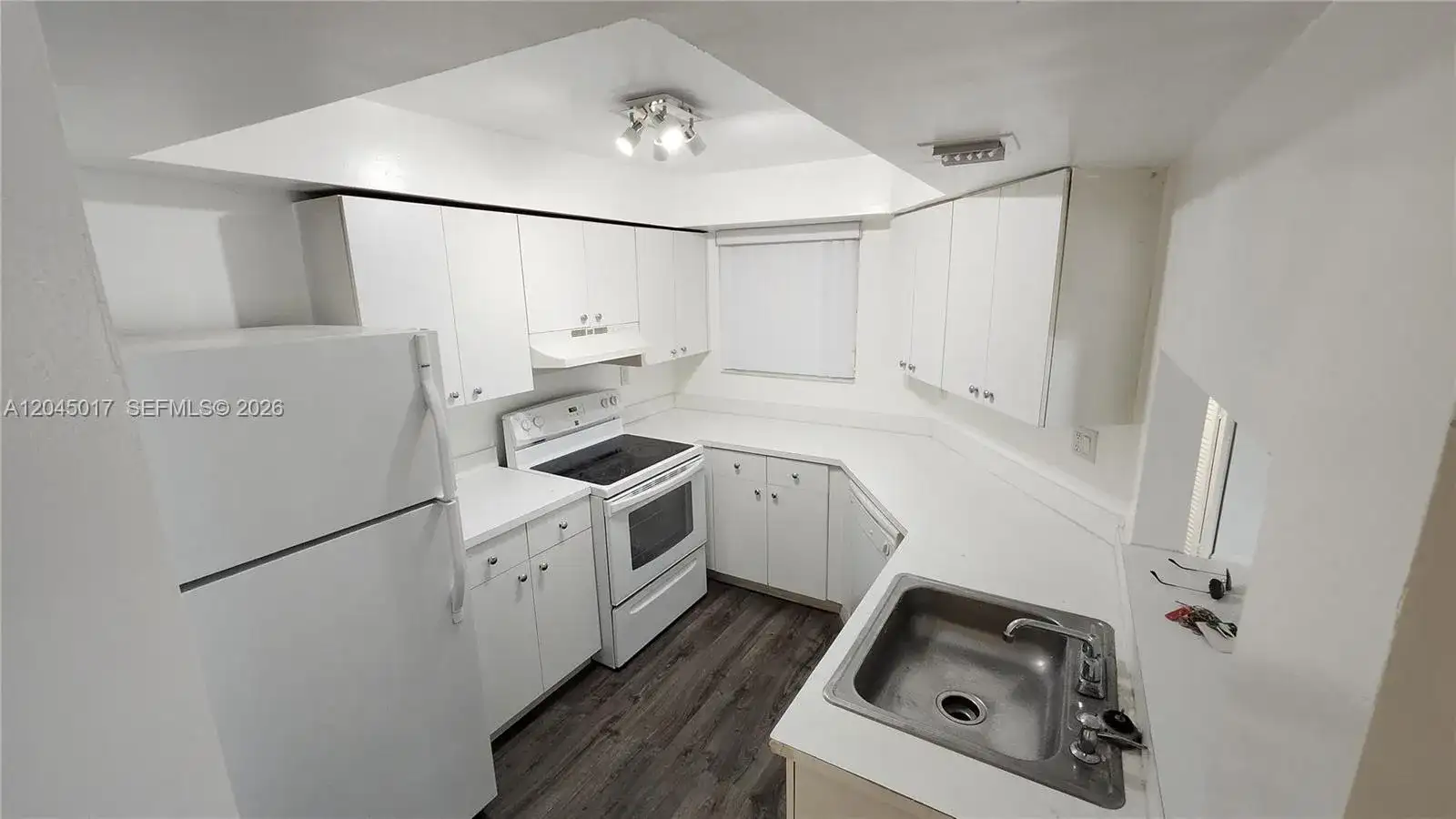 8305 SW 152nd Ave # 404, Miami FL 33193 photo 4