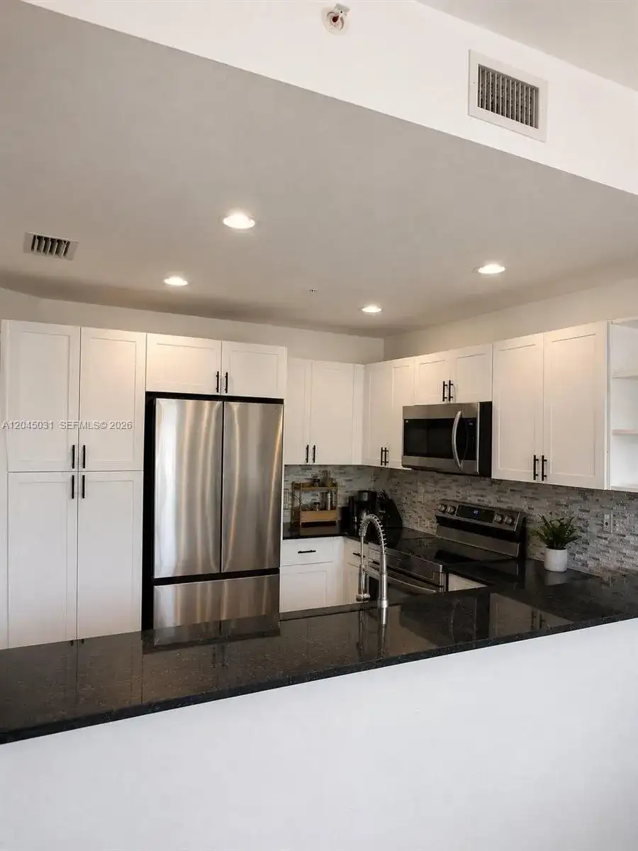 10885 NW 89th Ter # 203, Doral FL 33178 photo 3