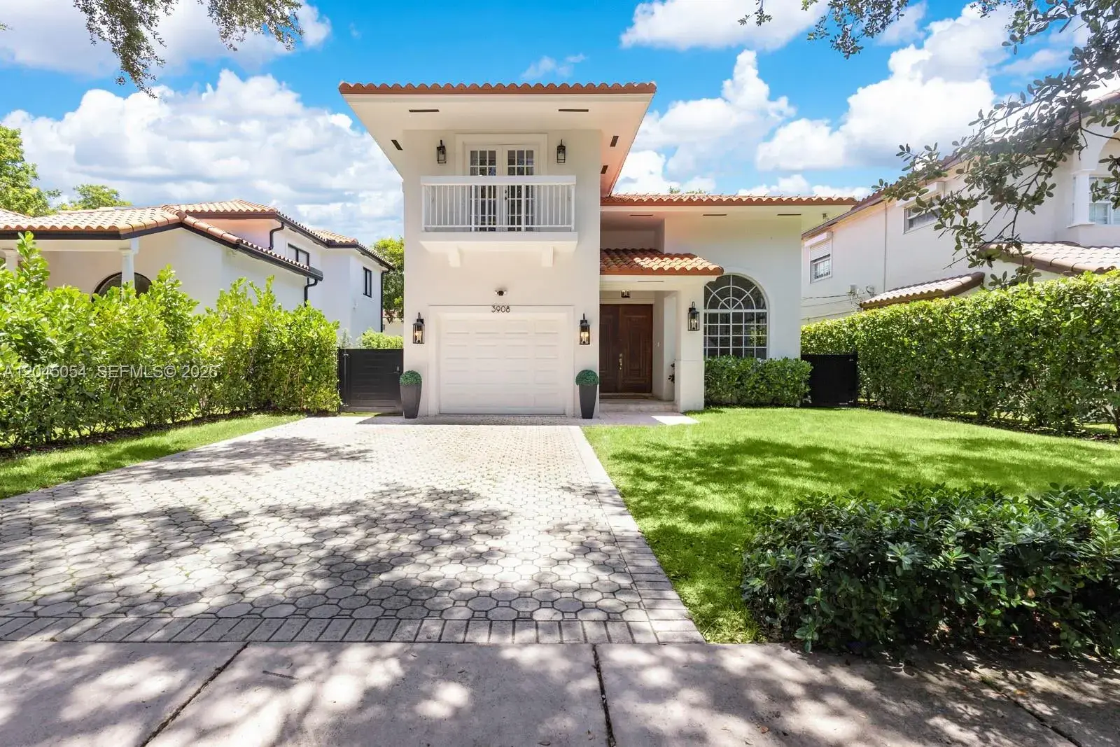 3908 Anderson Rd, Coral Gables FL 33134
