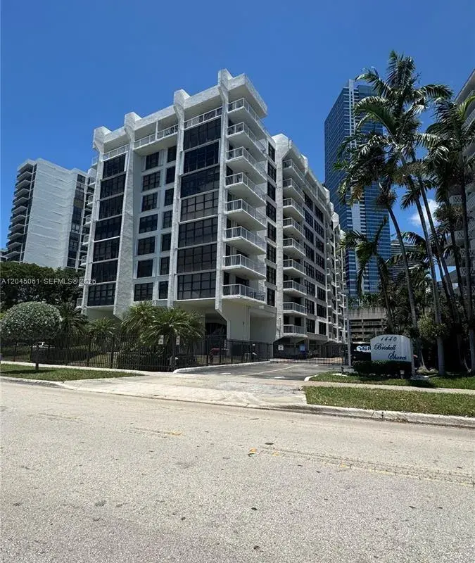 1440 Brickell Bay Dr # 810, Miami FL 33131