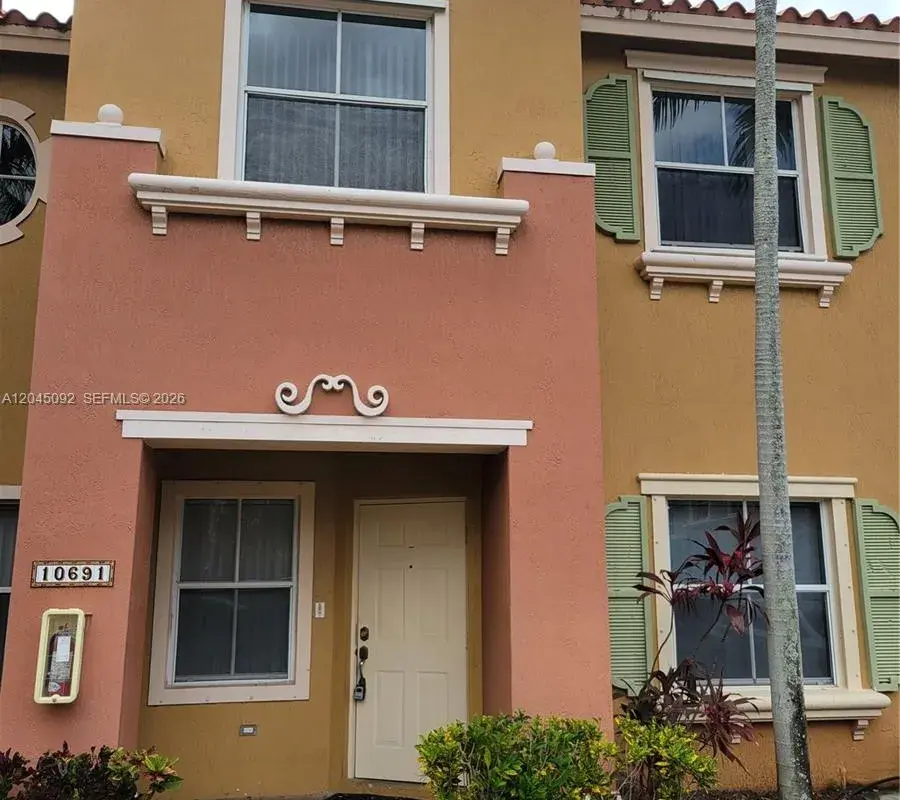 10691 SW 6TH ST # 804, Pembroke Pines FL 33025