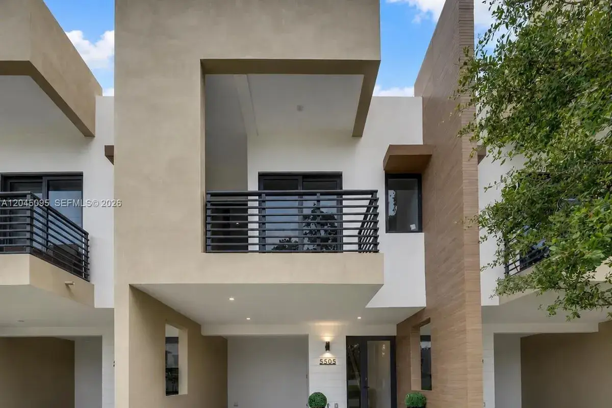 5505 W OAK WAY, Dania Beach FL 33301