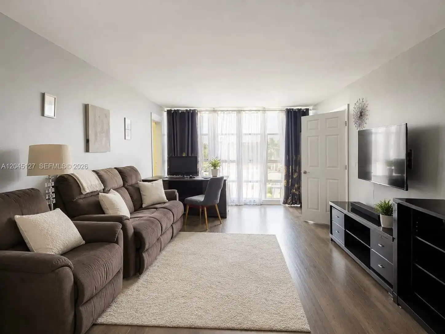 851 Three Islands Blvd # 520, Hallandale Beach FL 33009 photo 2