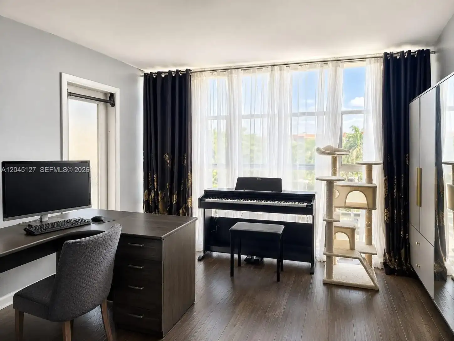 851 Three Islands Blvd # 520, Hallandale Beach FL 33009 photo 3