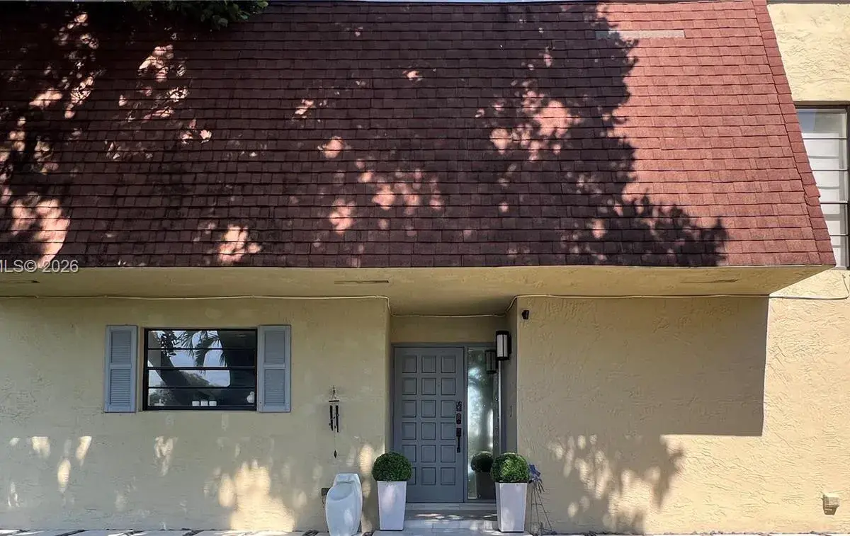 8985 Palm Tree Ln # 8985, Pembroke Pines FL 33024