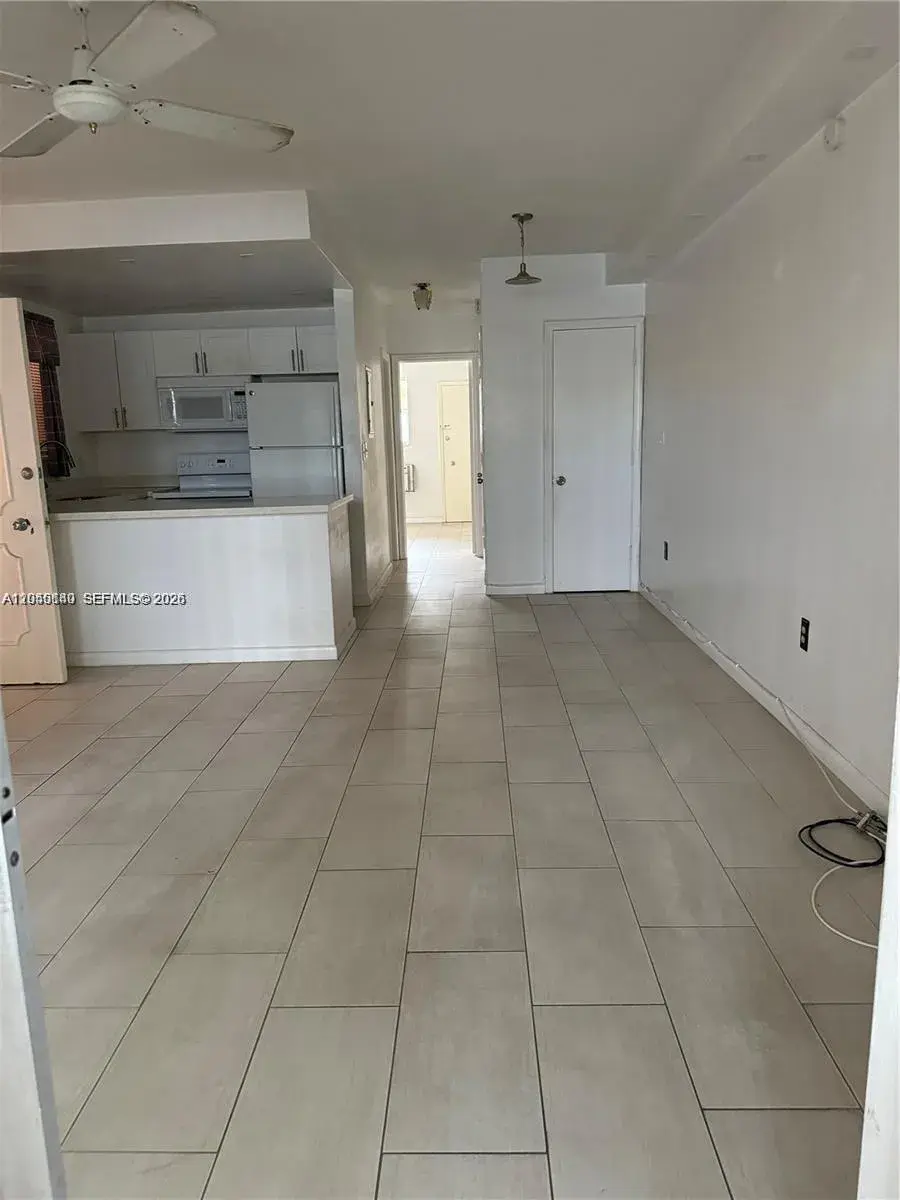 285 NE 191st St # 2907, Miami FL 33179