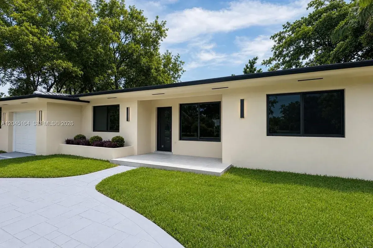 2 NE 91st St, Miami Shores FL 33138