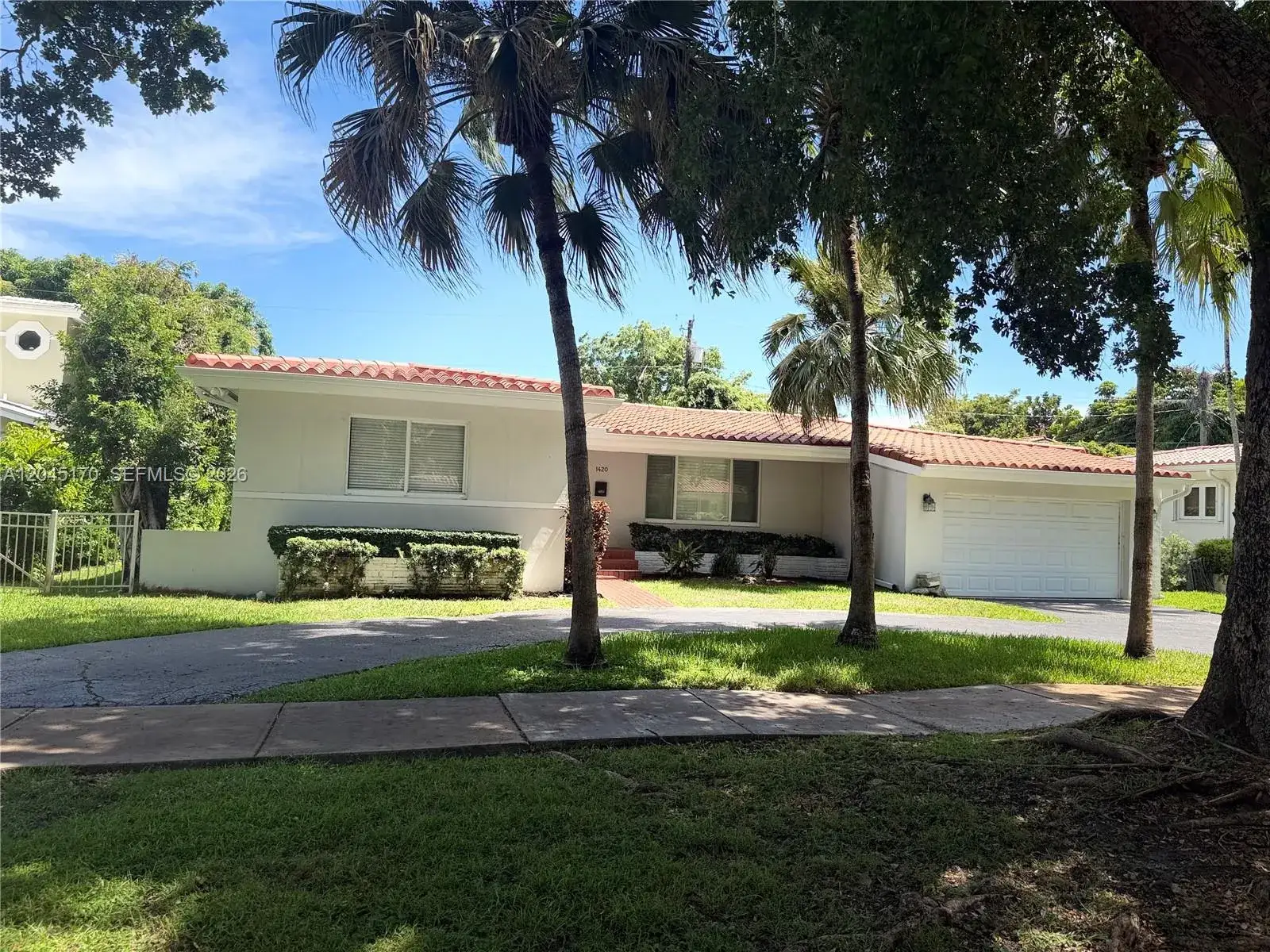 1420 Baracoa Ave, Coral Gables FL 33146