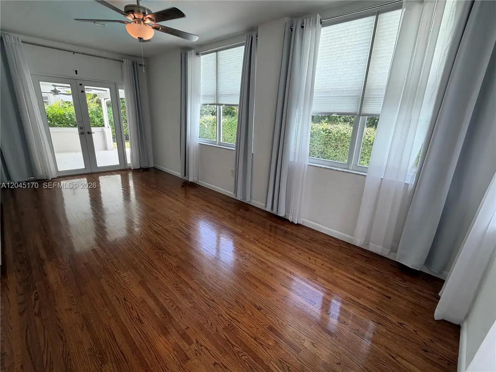 1420 Baracoa Ave, Coral Gables FL 33146 photo 5
