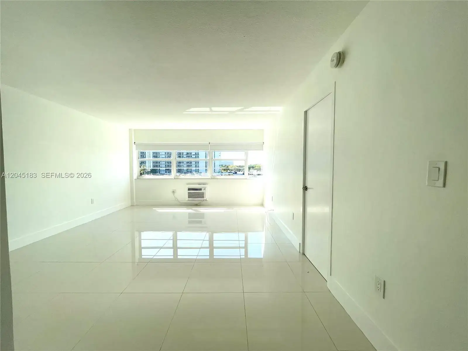 220 Kings Point Dr # 502, Sunny Isles Beach FL 33160 photo 2