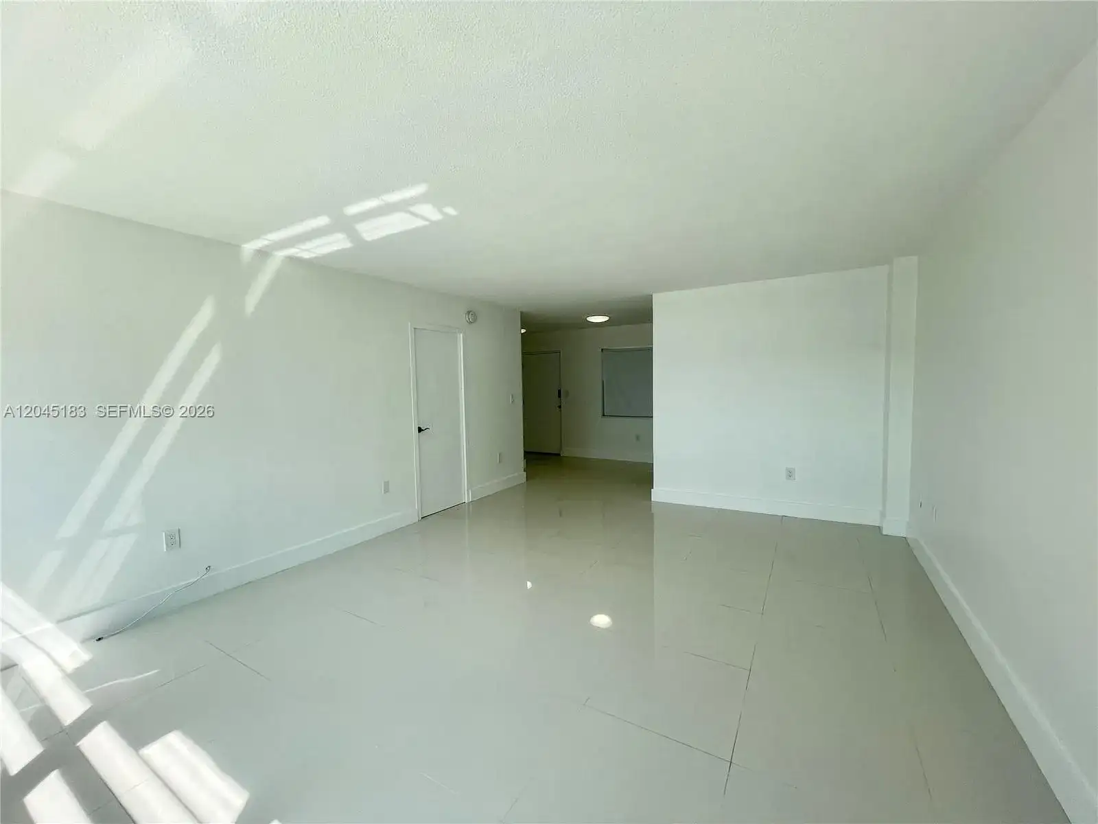 220 Kings Point Dr # 502, Sunny Isles Beach FL 33160 photo 4