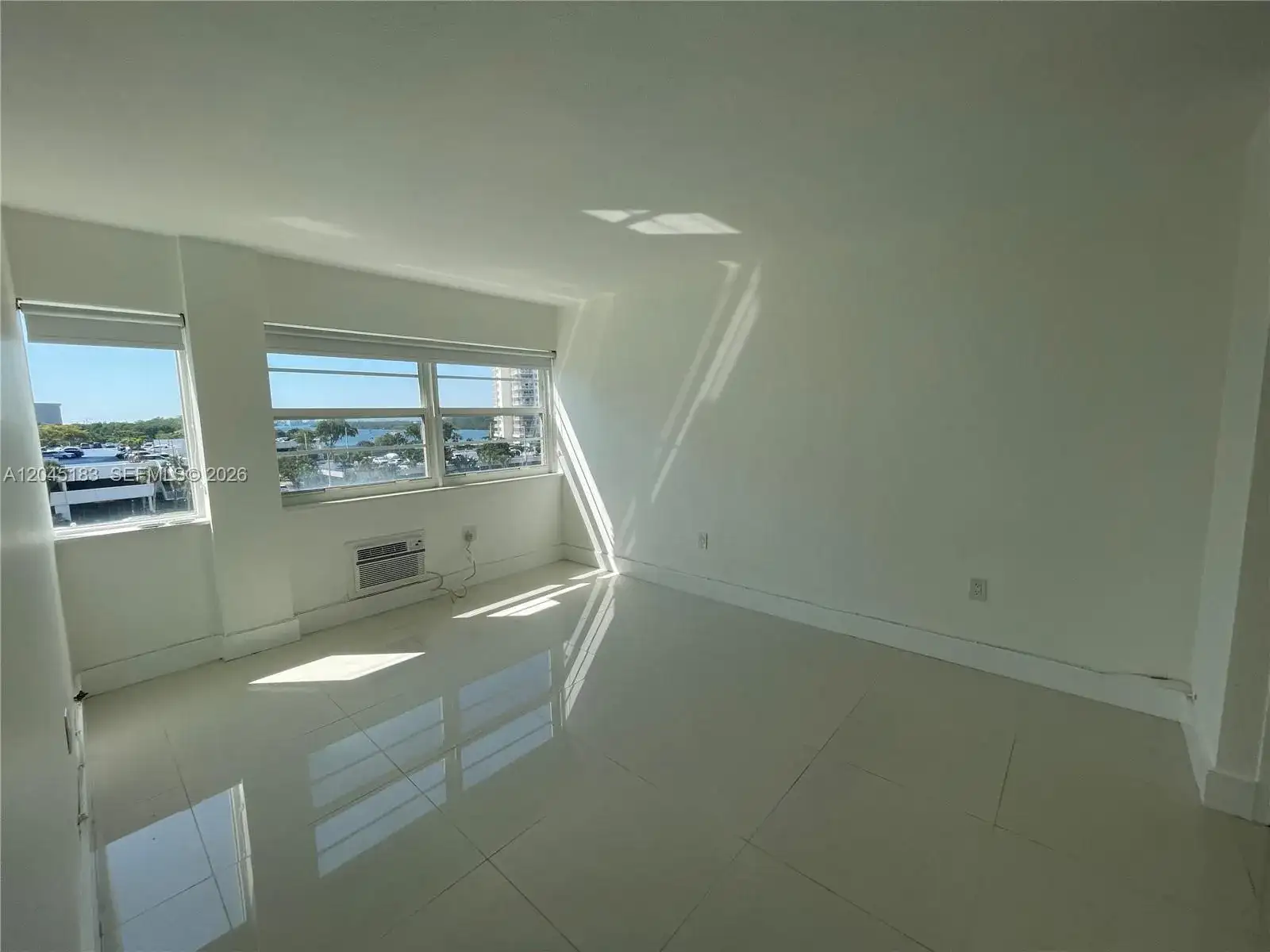 220 Kings Point Dr # 502, Sunny Isles Beach FL 33160 photo 5