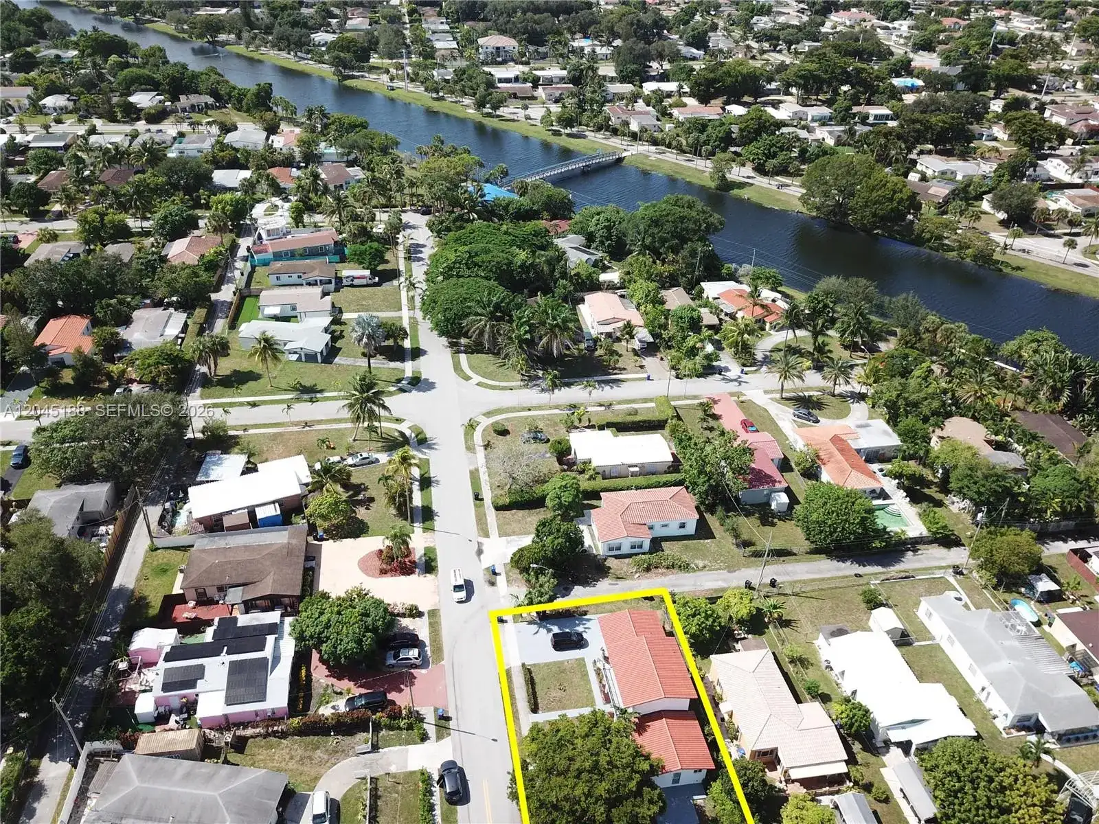 17880 NE 13th Ave, North Miami Beach FL 33162 photo 3