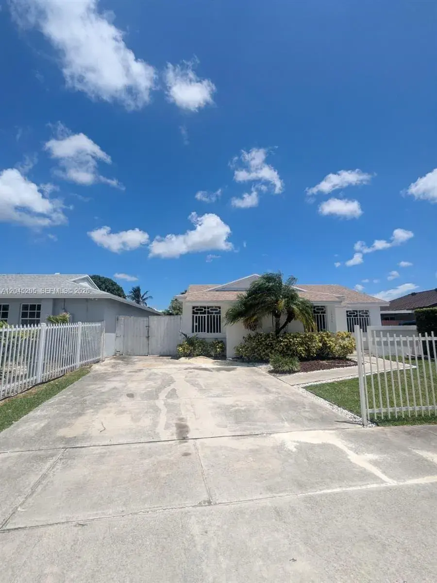 12335 SW 193rd St # 12335, Miami FL 33177