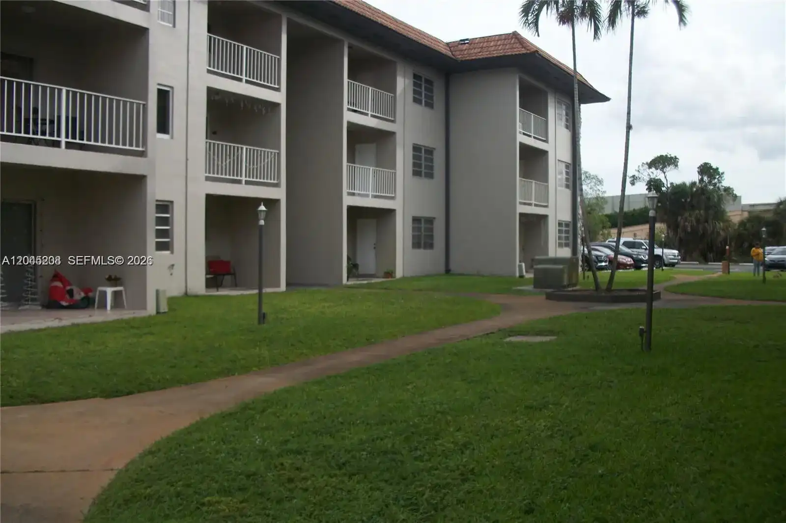 13900 Lake Placid Ct # A24, Miami Lakes FL 33014