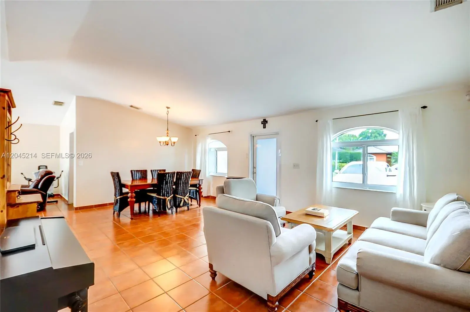 14368 SW 165th St, Miami FL 33177