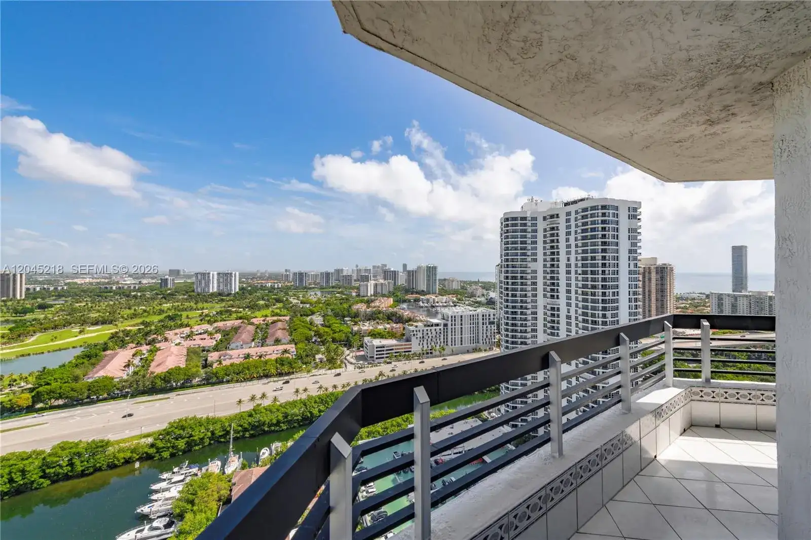 3530 Mystic Pointe Dr # 3206, Aventura FL 33180 photo 3