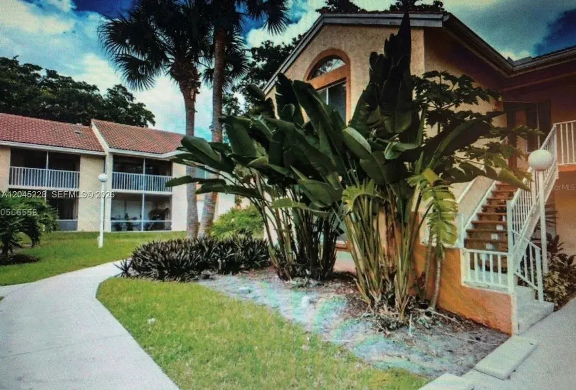 1040 Coral Club Dr # 1040, Coral Springs FL 33071