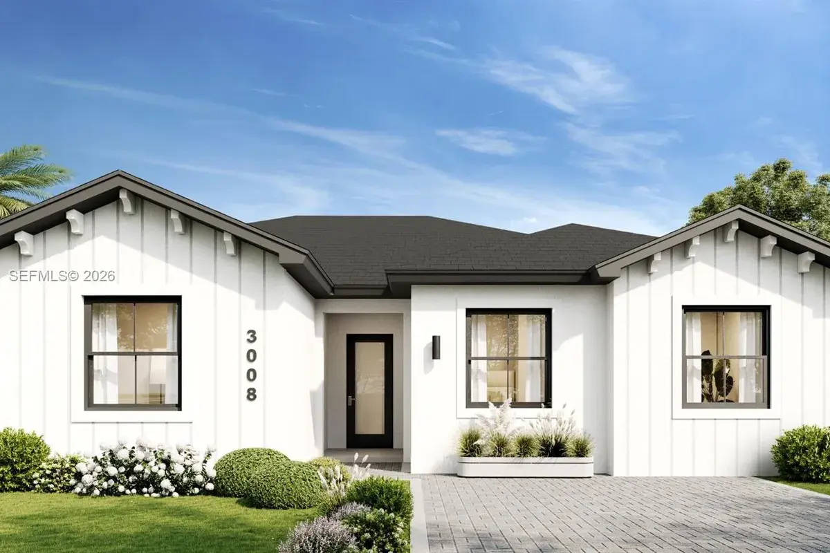 136 NW 164 St, Miami FL 33169