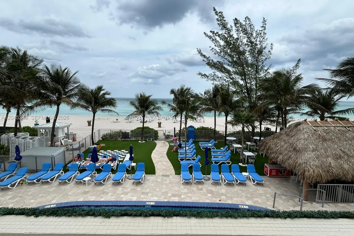 18683 Collins Ave # 1706, Sunny Isles Beach FL 33160