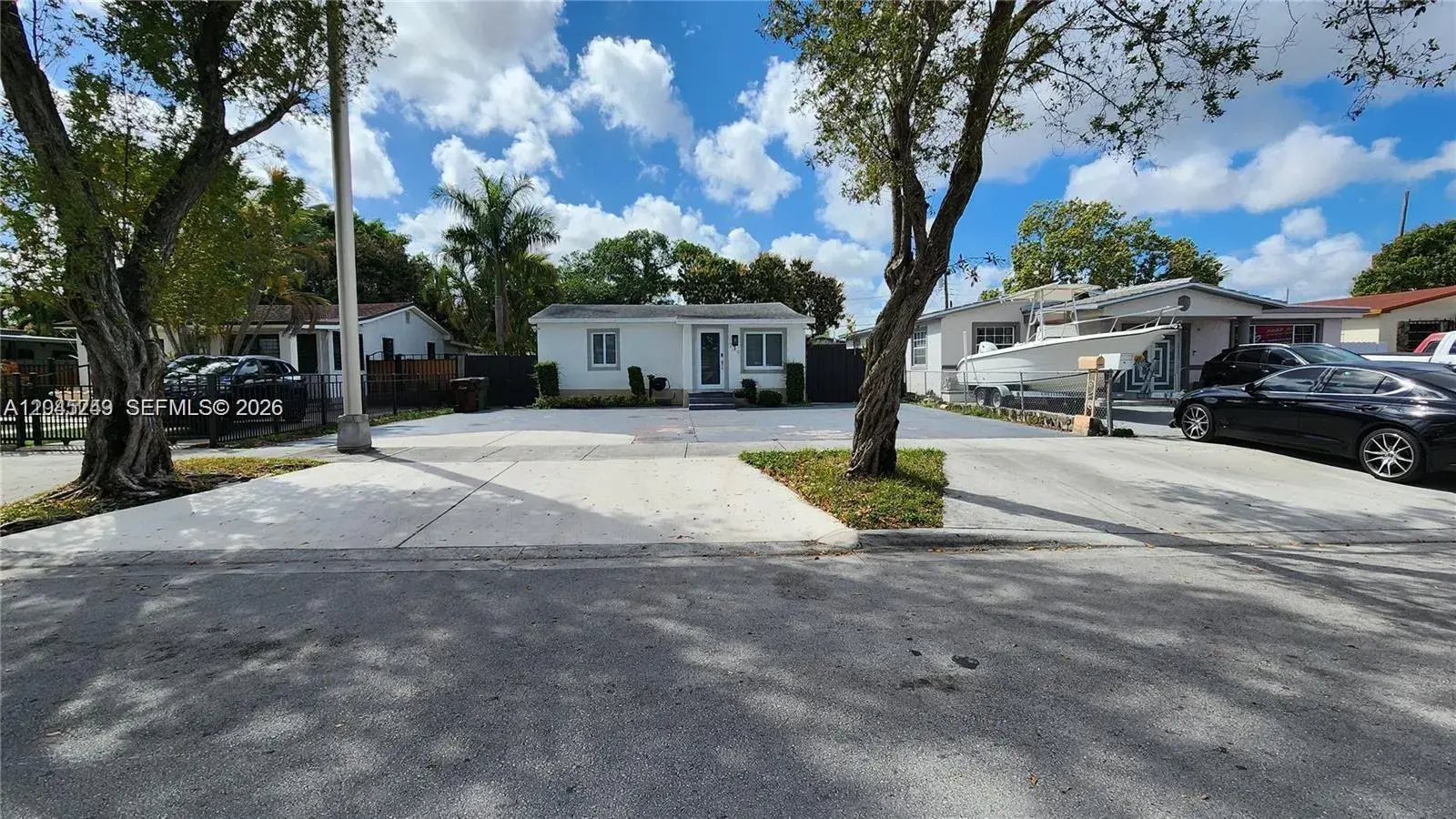 734 W 32nd St # 734, Hialeah FL 33012