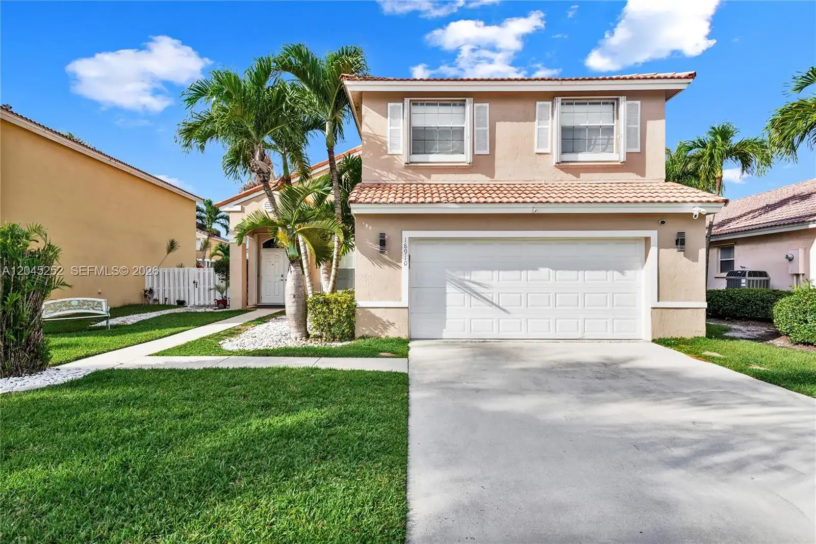 18910 NW 10th Ter, Pembroke Pines FL 33029 photo 3