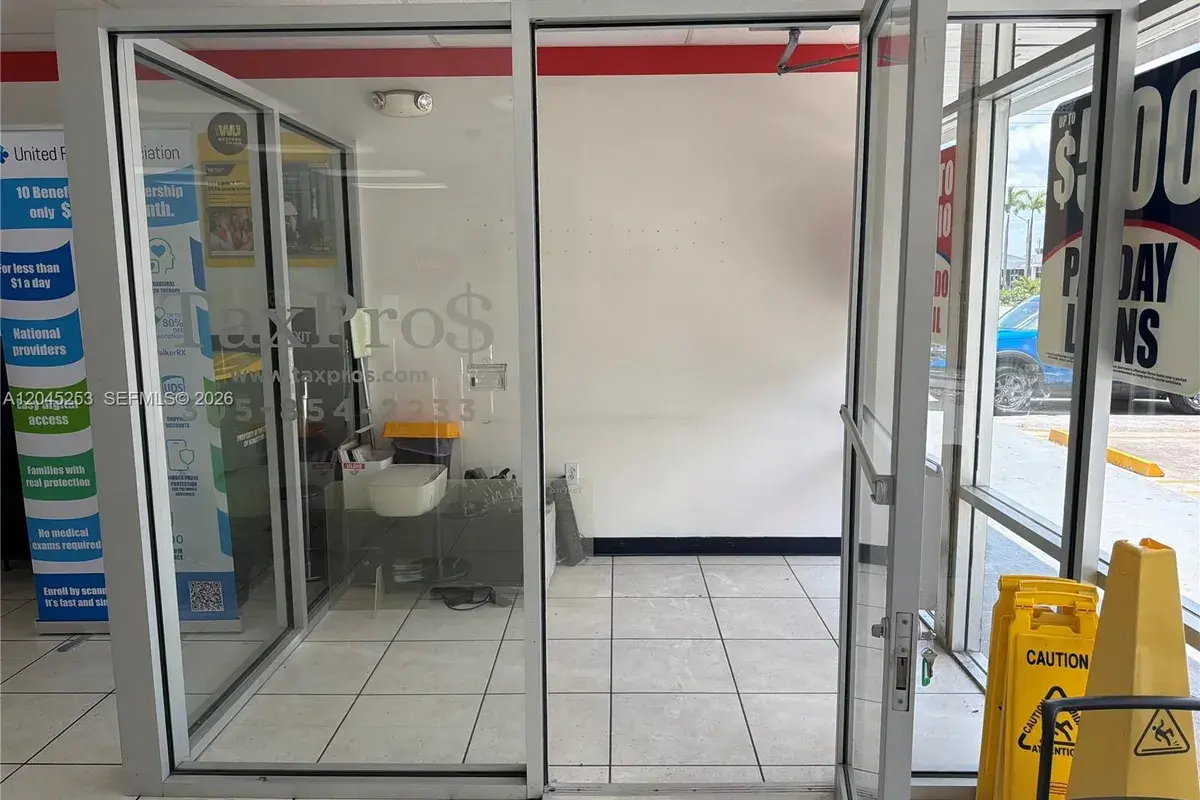 338 N Krome Ave, Homestead FL 33030