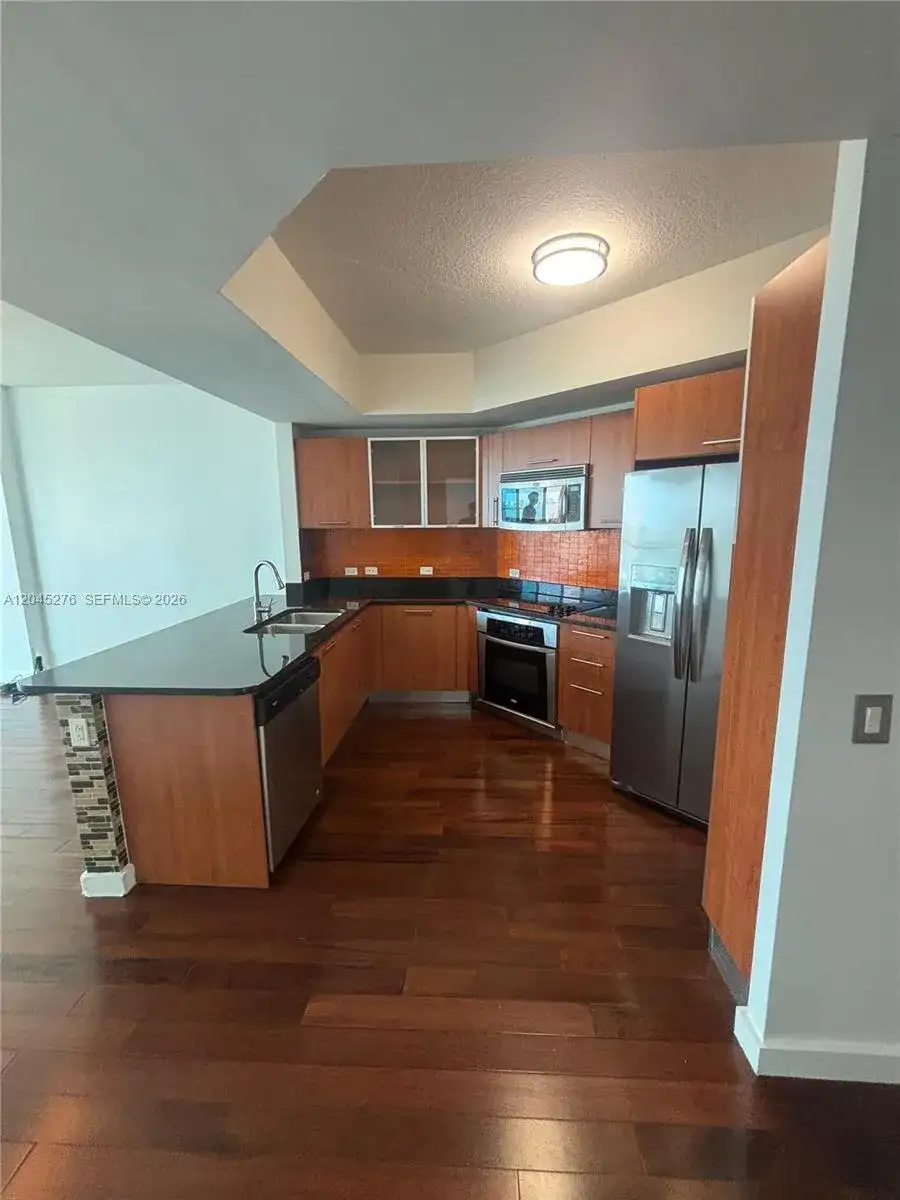 480 NE 30th St # 1004, Miami FL 33137 photo 2