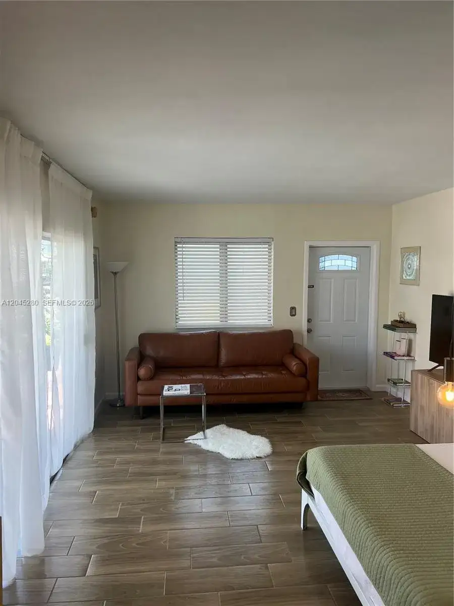 7720 Harding Ave # 8, Miami Beach FL 33141 photo 5