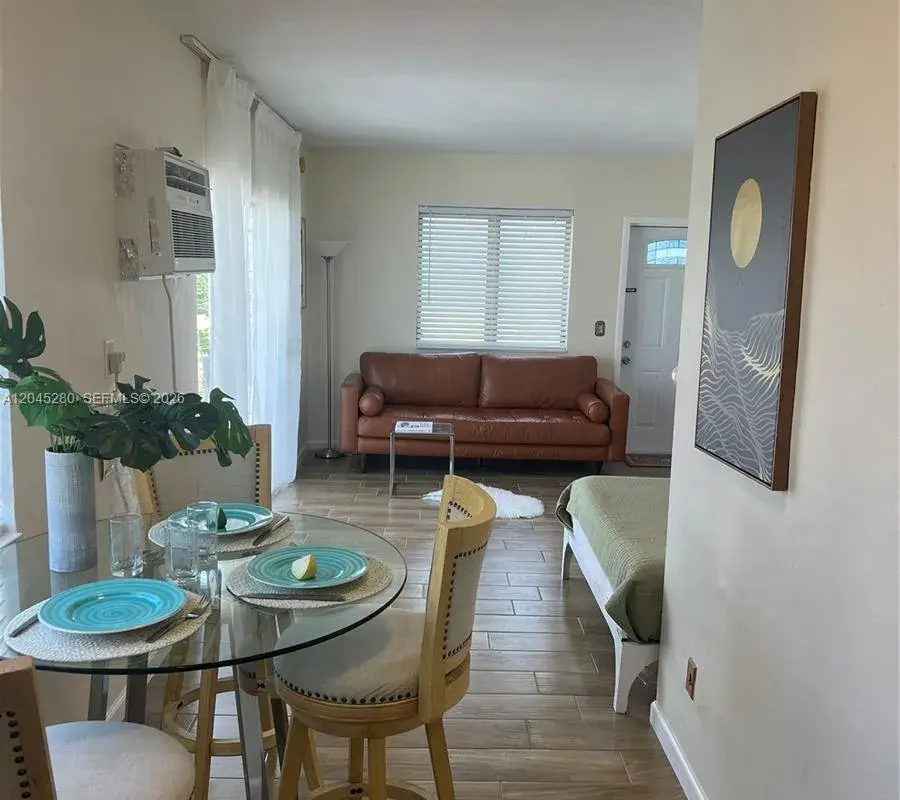 7720 Harding Ave # 8, Miami Beach FL 33141