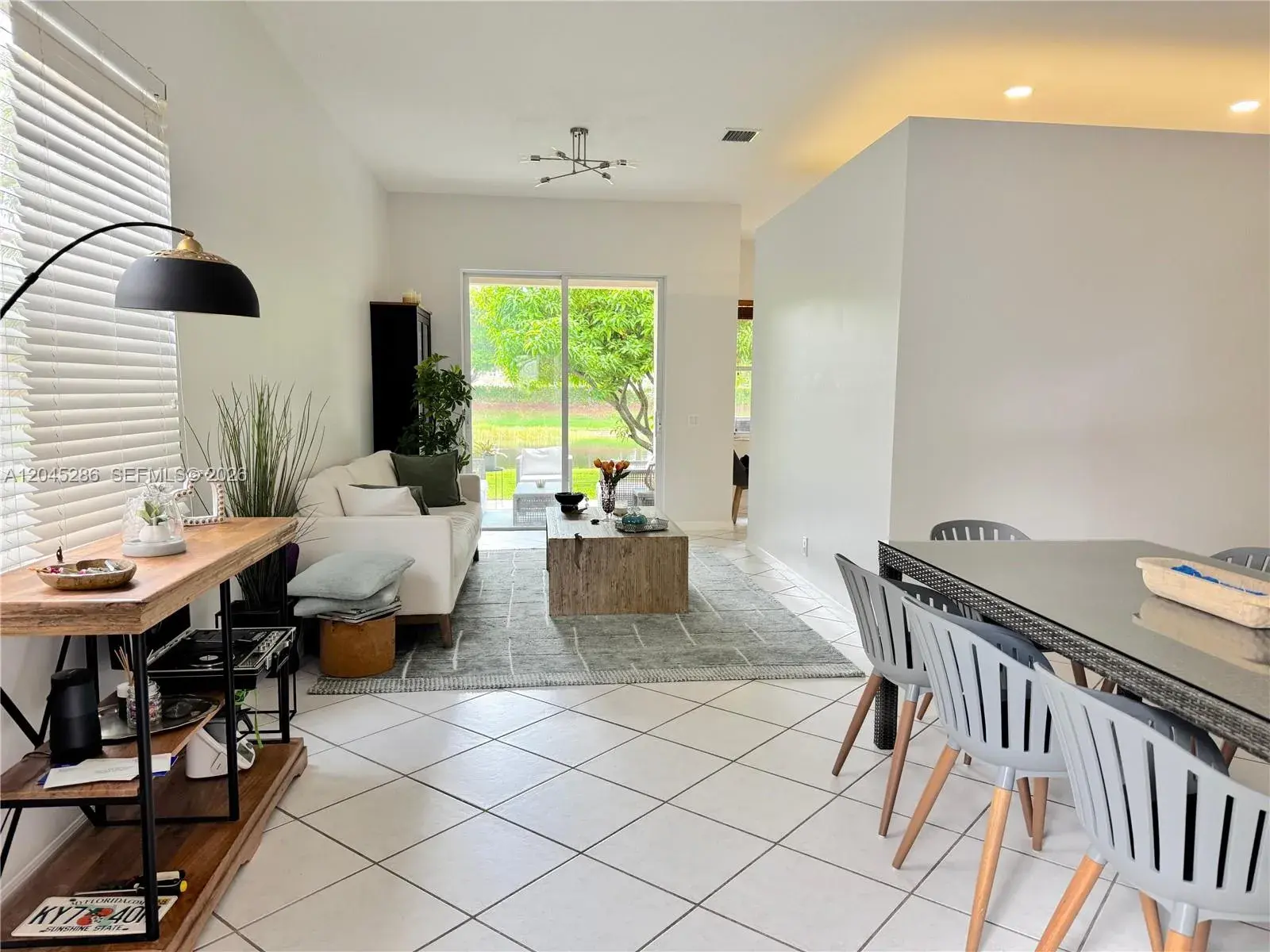 1074 Bluewood Ter # 0, Weston FL 33327