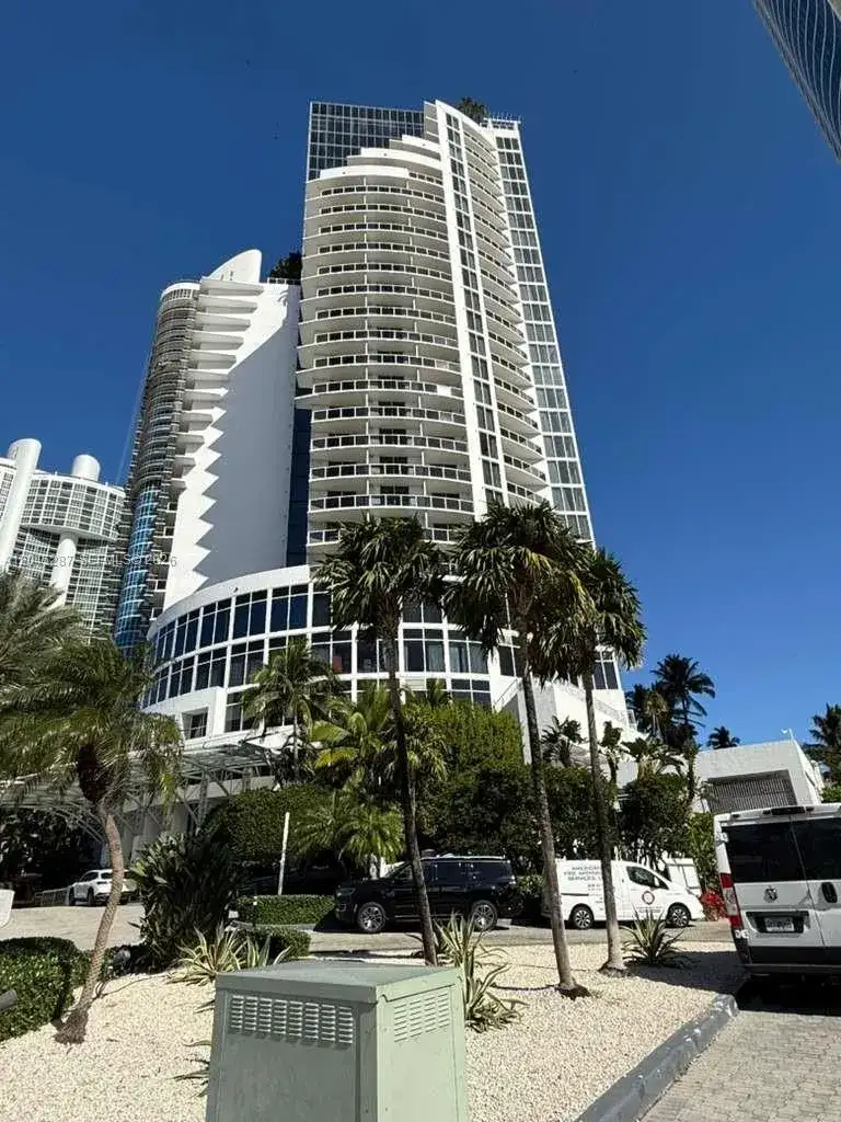 18001 Collins Ave # 1006, Sunny Isles Beach FL 33160 photo 3