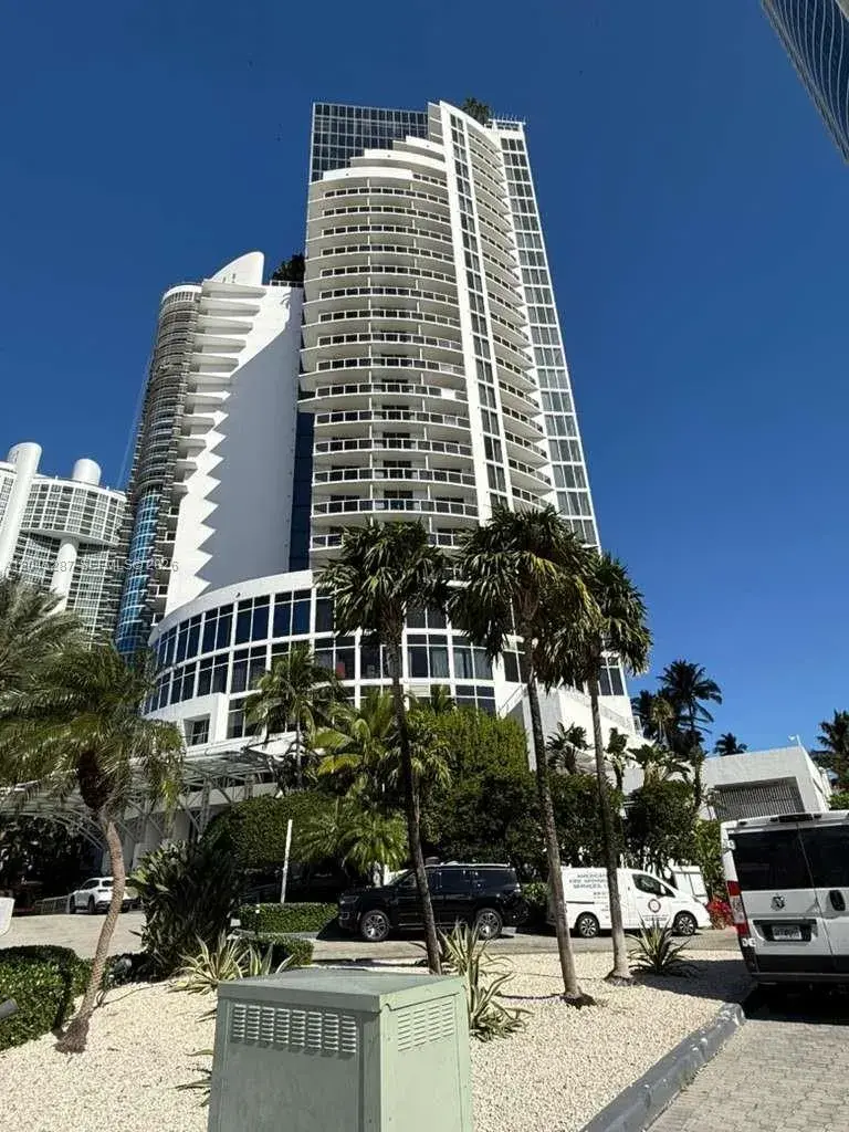 18001 Collins Ave # 1006, Sunny Isles Beach FL 33160