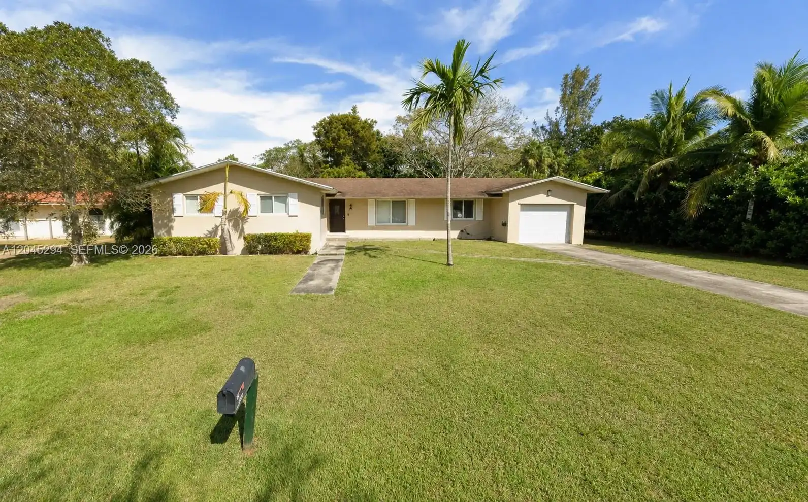 10521 SW 125th St, Miami FL 33176