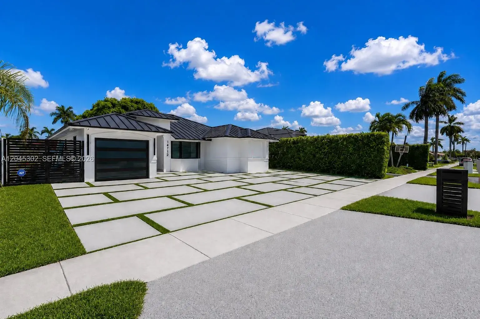 14712 SW 176th Ter, Miami FL 33187