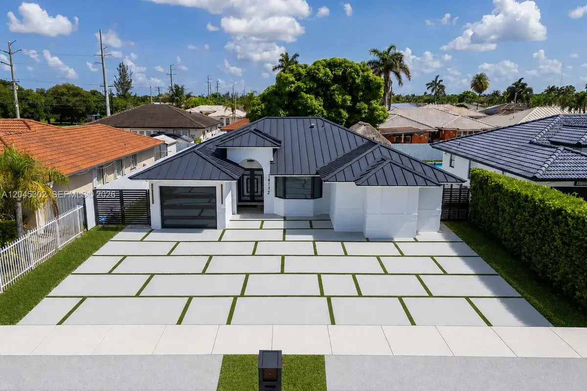 14712 SW 176th Ter, Miami FL 33187