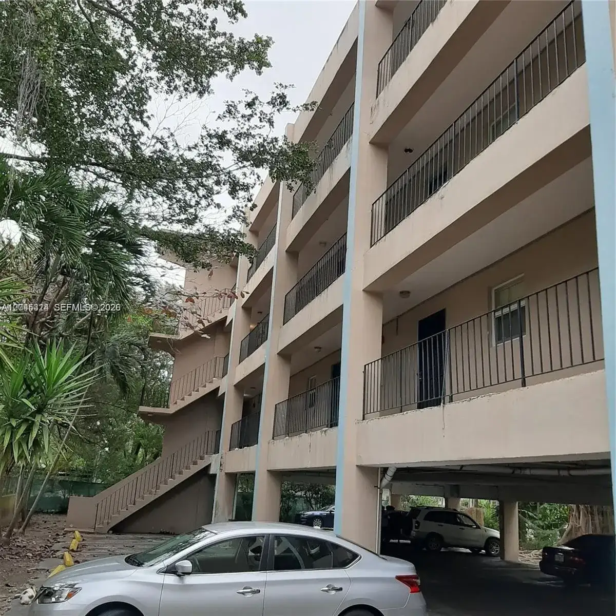 645 NE 121st St # 306, North Miami FL 33161 photo 3