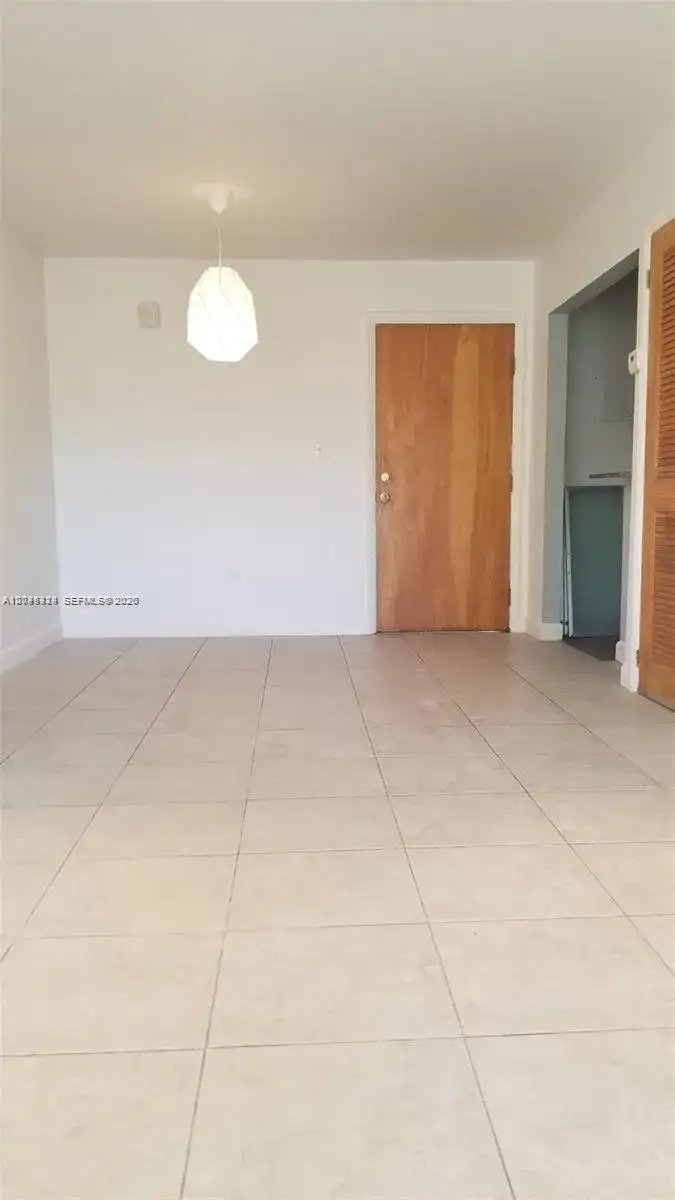 645 NE 121st St # 306, North Miami FL 33161 photo 4