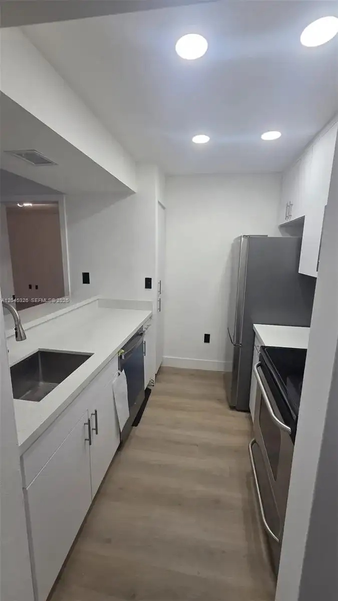 7125 NW 186th St # B201, Hialeah FL 33015 photo 3