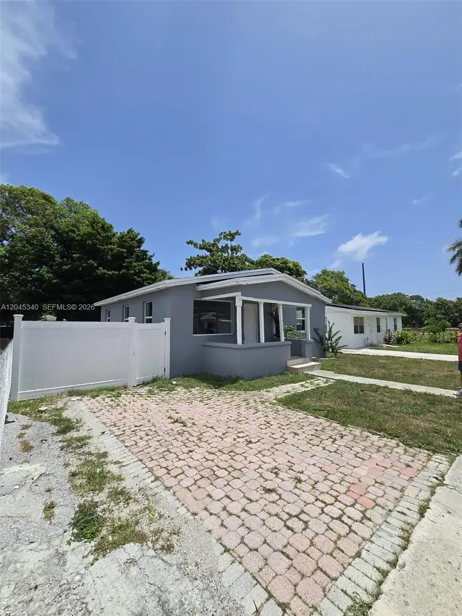 719 21st St, West Palm Beach FL 33407 photo 5