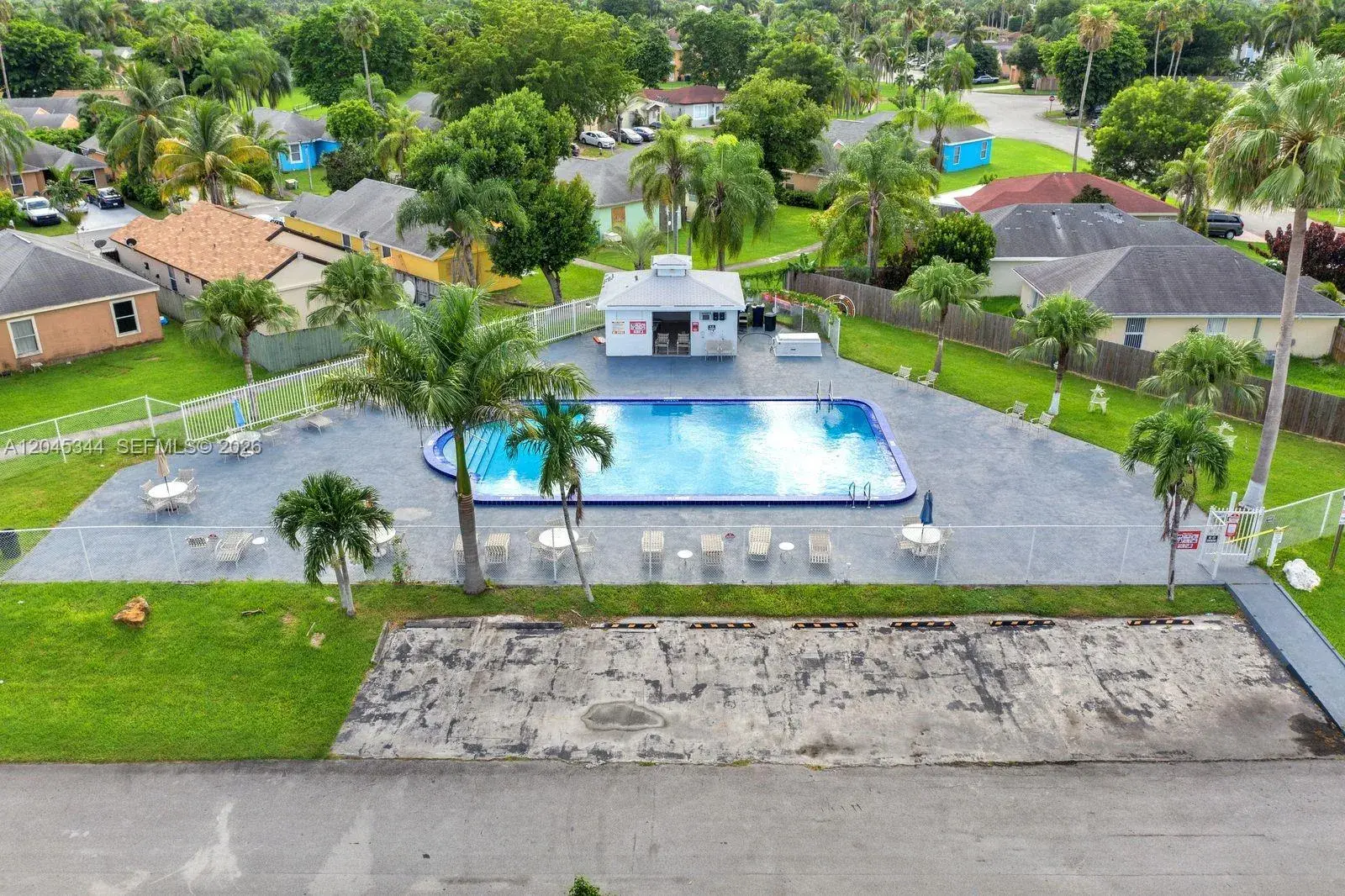 768 SW 9th St, Florida City FL 33034