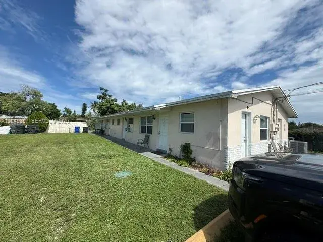 5946 Mckinley St # B, Hollywood FL 33021