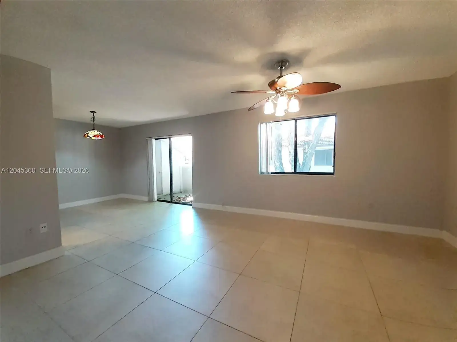 8407 Coral Lake Mnr # 8407, Coral Springs FL 33065 photo 3