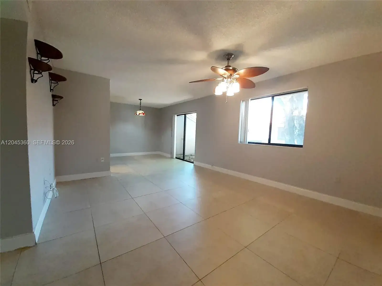 8407 Coral Lake Mnr # 8407, Coral Springs FL 33065 photo 4