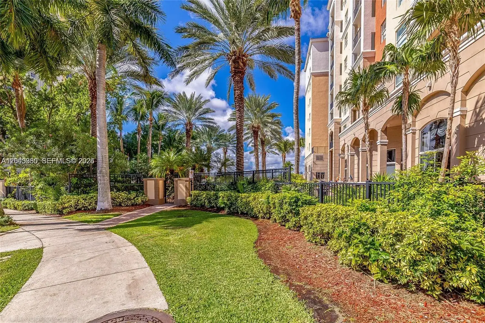 17150 N Bay Rd # 2222, Sunny Isles Beach FL 33160 photo 2