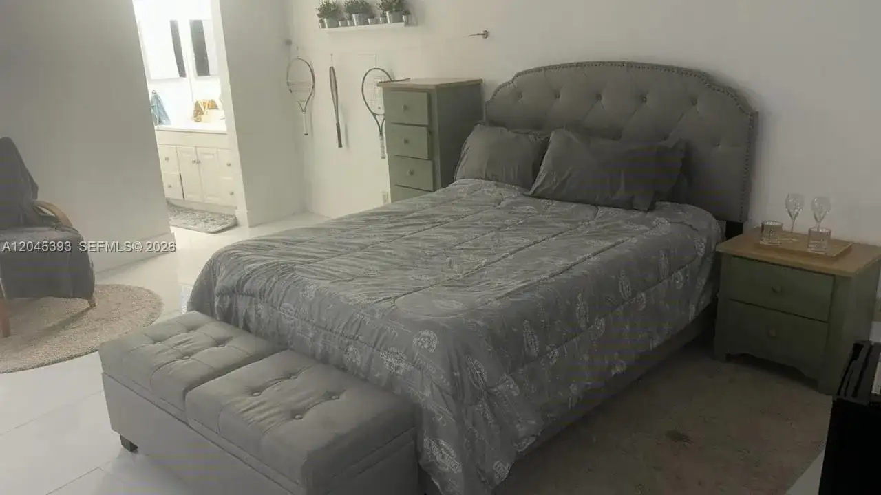 109 Lake Emerald Dr # 105, Oakland Park FL 33309 photo 5