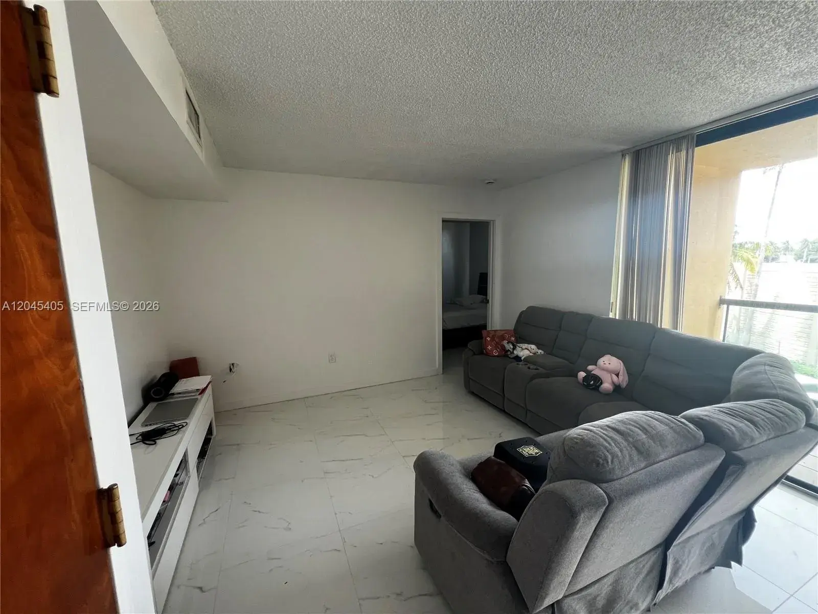 11750 SW 18th St # 1, Miami FL 33175