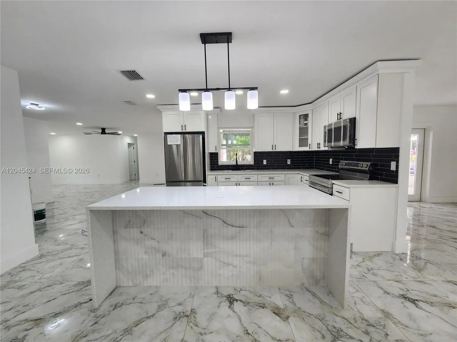 3133 Washigton Road, Brandon FL 33594