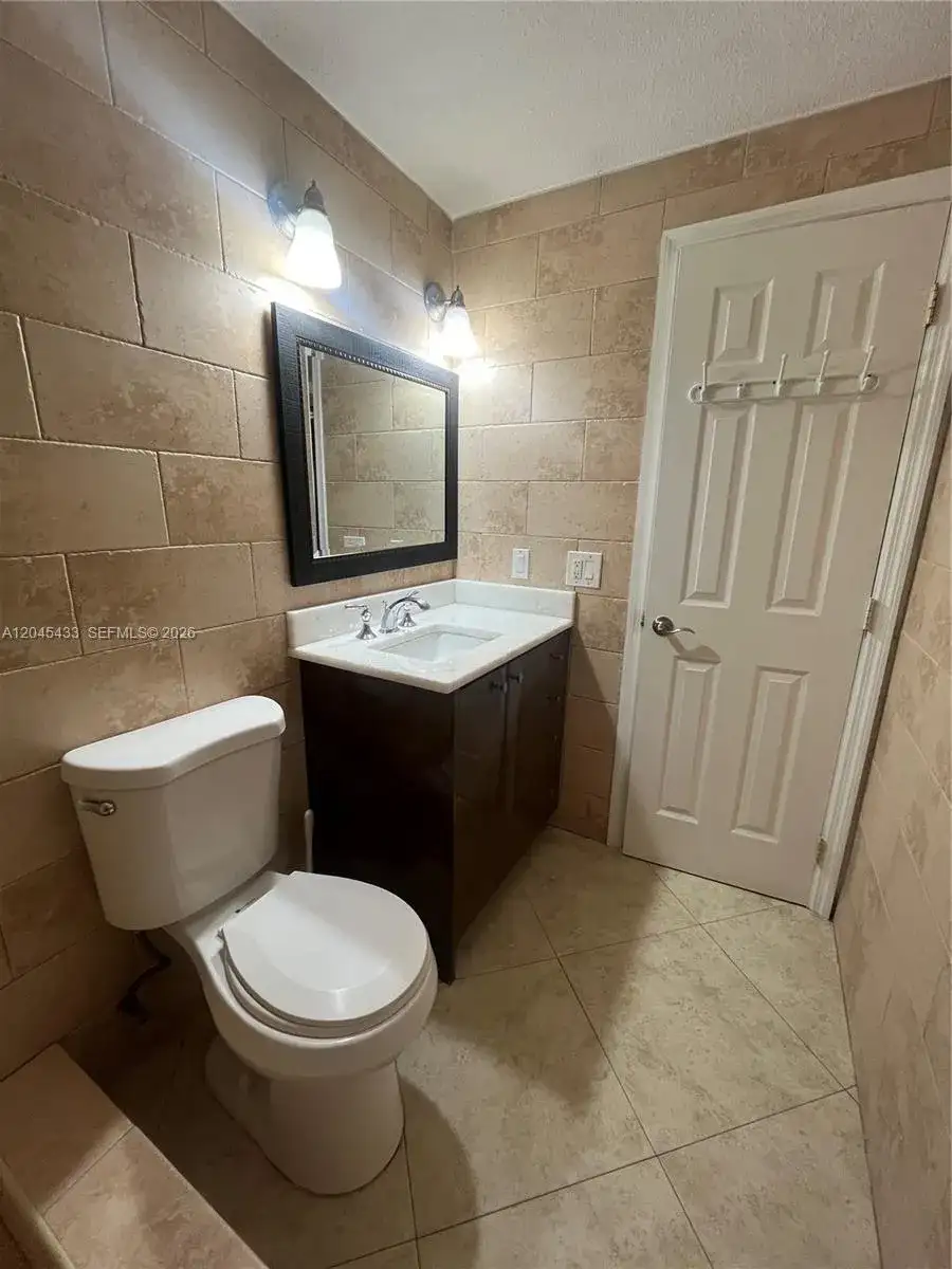3923 NE 166th St # 106, North Miami Beach FL 33160 photo 4